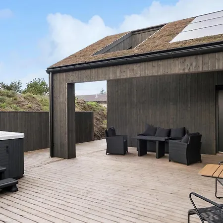 4 Bedroom Pet Friendly In Holiday home Blokhus