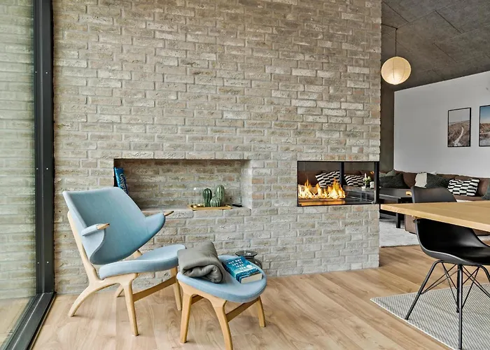 4 Bedroom Pet Friendly In Feriehus Blokhus