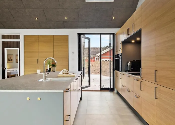 4 Bedroom Pet Friendly In * Blokhus