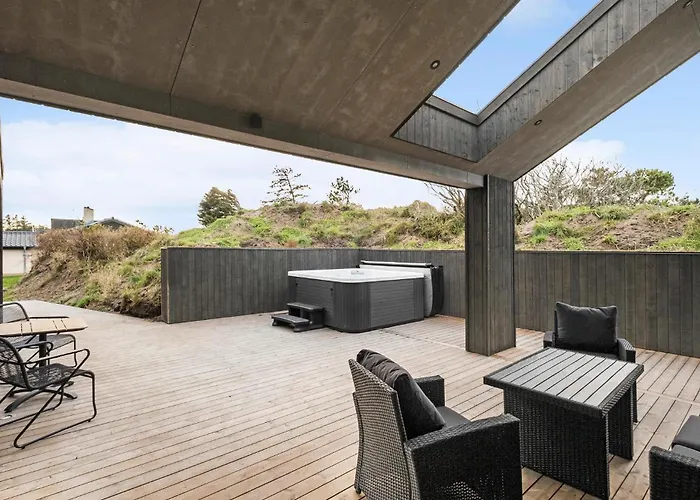 4 Bedroom Pet Friendly In Blokhus
